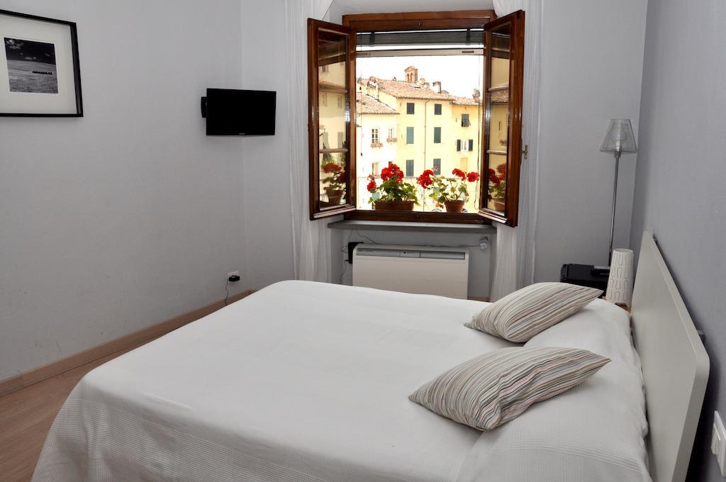 Bed & Breakfast At Lucca